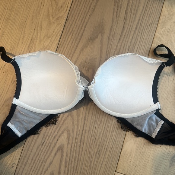 Victoria secret dream angels push up bra 34B - Picture 2 of 4